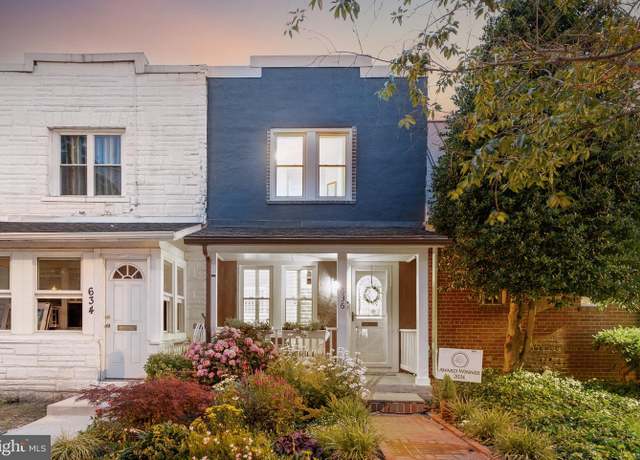 Property at 636 N Alfred St, Alexandria, VA 22314, 2 beds, 2.5 baths