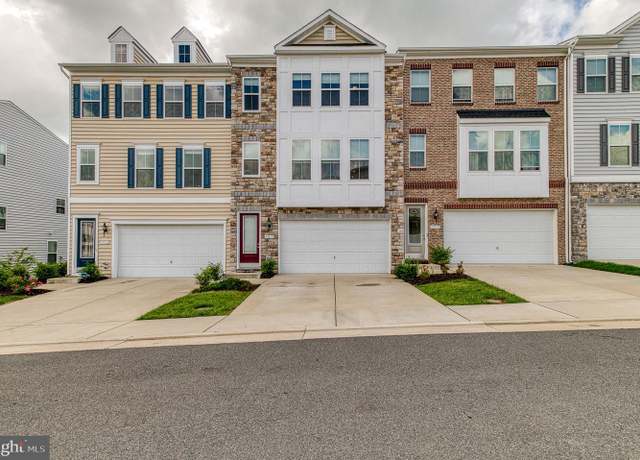 Property at 5015 Little Martha Way, Woodbridge, VA 22192, 4 beds, 3.5 baths