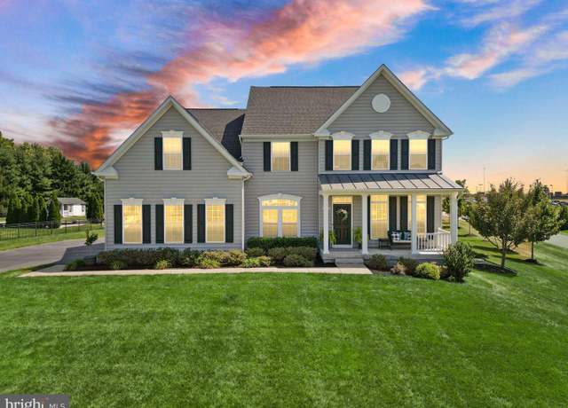 Property at 12115 Edmund Saul Ct, Nokesville, VA 20181, 4 beds, 3.5 baths