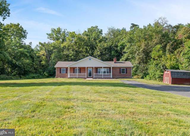 Property at 6075 Strasburg Rd, Strasburg, VA 22657, 4 beds, 2 baths