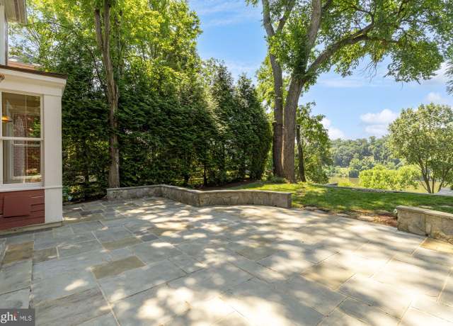 Property at 4621 Laverock Pl NW, Washington, DC 20007, 4 beds, 3.5 baths