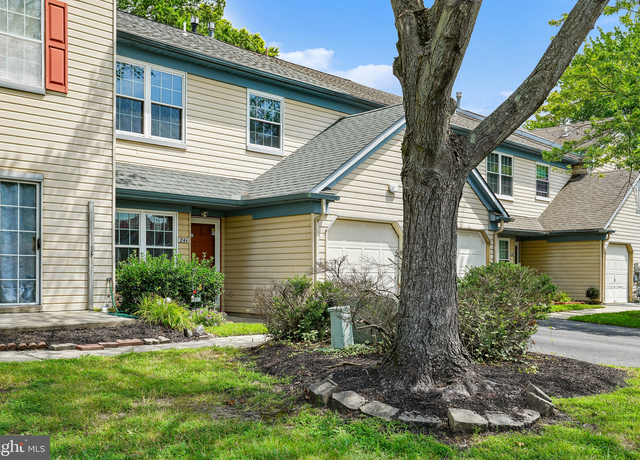 Property at 241 Stonebridge Blvd, New Castle, DE 19720, 3 beds, 2.5 baths