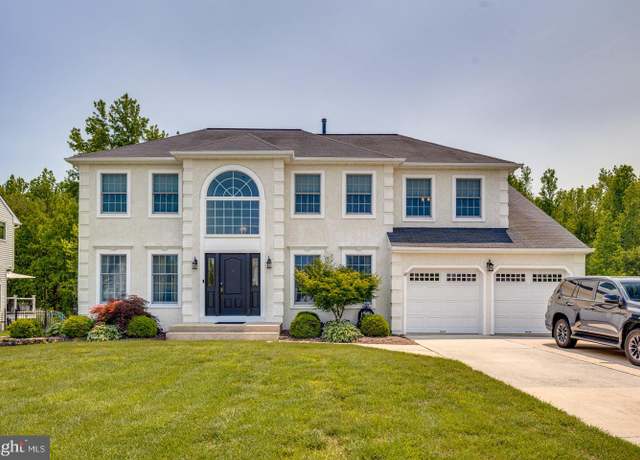 Property at 33 Old Republic Ln, Marlton, NJ 08053, 4 beds, 3.5 baths