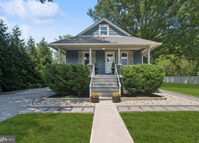 Property at 1104 Martin Ave, Cherry Hill, NJ 08002, 3 beds, 2 baths