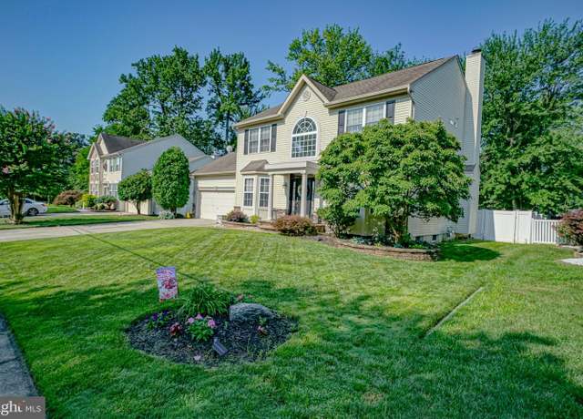 Property at 16 Charles Ave, Blackwood, NJ 08012, 4 beds, 2.5 baths