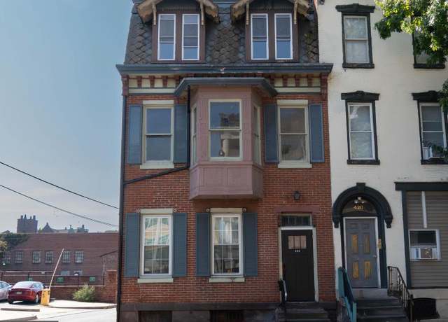 Property at 422 Franklin St, Reading, PA 19602, 6 beds, 3 baths