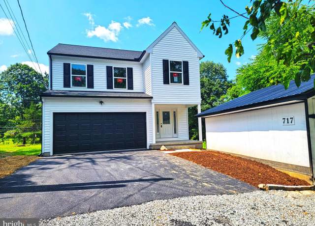 Property at 717 Philadelphia Ave, Shillington, PA 19607, 3 beds, 2.5 baths