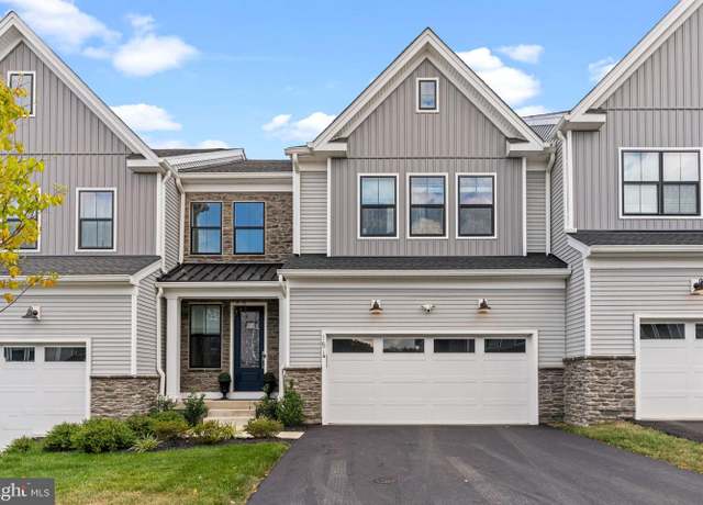 Property at 15 Mill Creek Dr, Doylestown, PA 18901, 3 beds, 2.5 baths