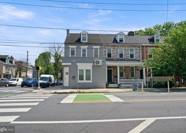 Property at 154 E Lemon St, Lancaster, PA 17602, 5 beds