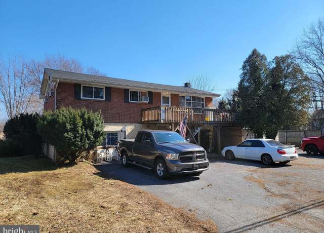 Property at 2173 Brookside Rd, Macungie, PA 18062, 7 beds, 3 baths