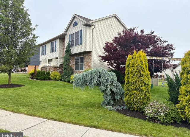 Property at 21 Georgie Ln, Richland, PA 17087, 3 beds, 1.5 baths