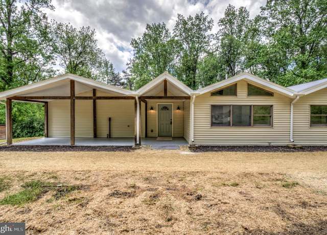 Property at 42 Heidi Rd, Delta, PA 17314, 3 beds, 2 baths