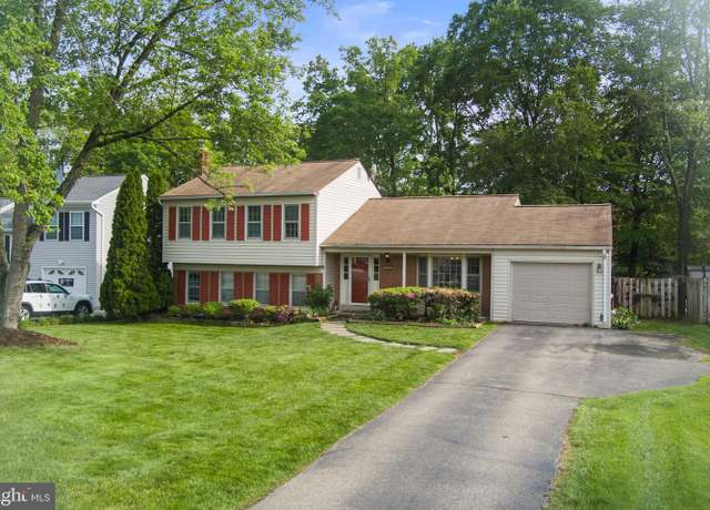 Property at 7805 Braemar Way, Springfield, VA 22153, 3 beds, 2.5 baths