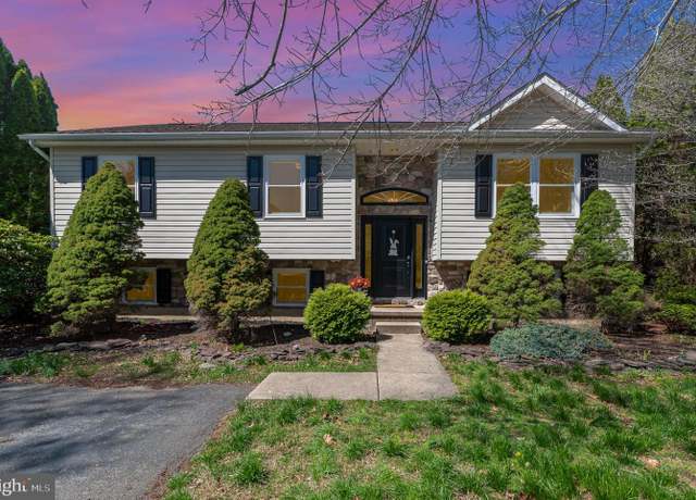 Property at 120 Washington Ave, Elkton, MD 21921, 4 beds, 3 baths