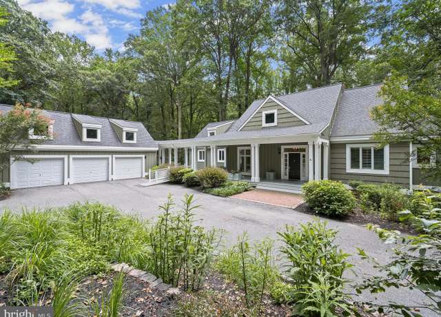 Property at 3633 Cameron Ct, Ellicott City, MD 21042, 5 beds, 3.5 baths
