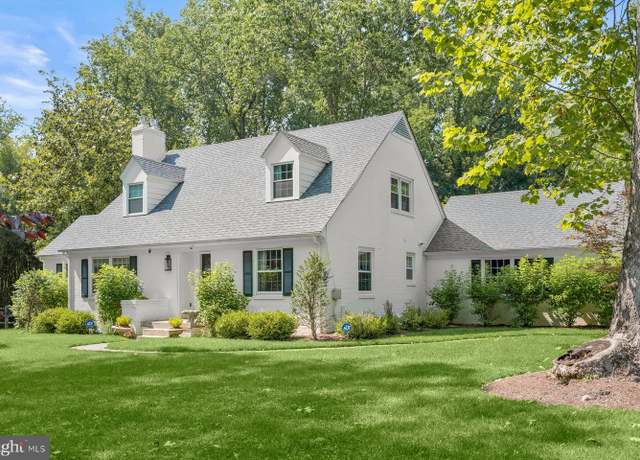 Property at 8436 Burning Tree Rd, Bethesda, MD 20817, 4 beds, 3 baths