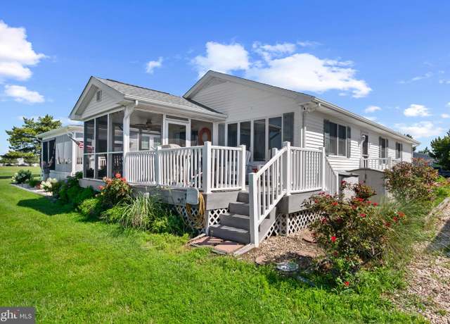 Property at 113 Assateague Ct, Ocean City, MD 21842, 3 beds, 2 baths