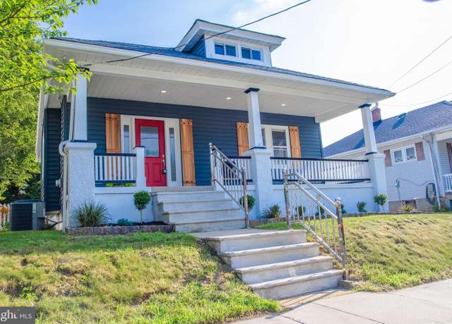 Property at 157 West St, Woodbury, NJ 08096, 3 beds, 2 baths