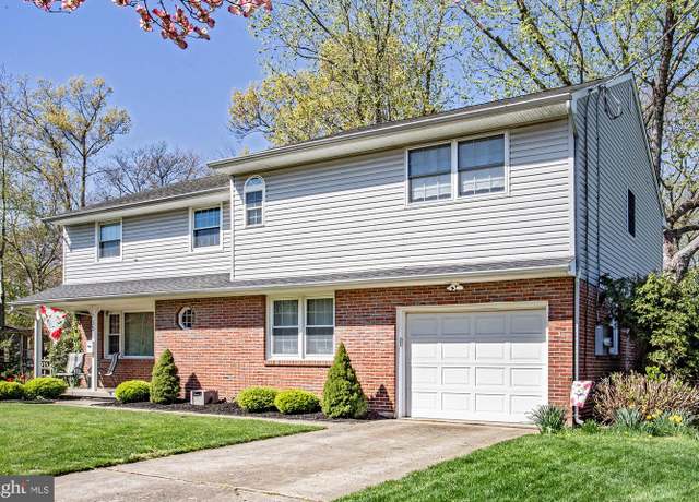 Property at 15 K Dr, Pennsville, NJ 08070, 4 beds, 2.5 baths