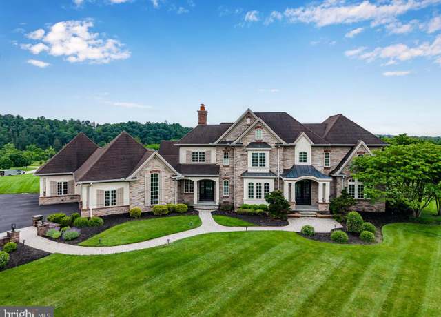 Property at 2740 Allen Glen Dr, Mechanicsburg, PA 17055, 5 beds, 6 baths