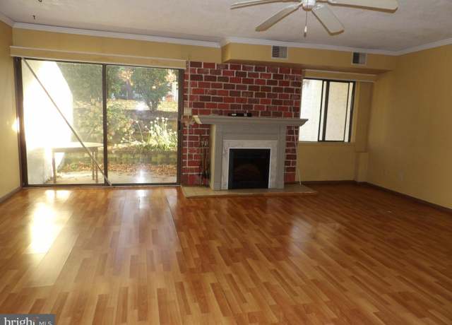 Property at 808 Stratford Dr #14, State College, PA 16801, 2 beds, 2 baths