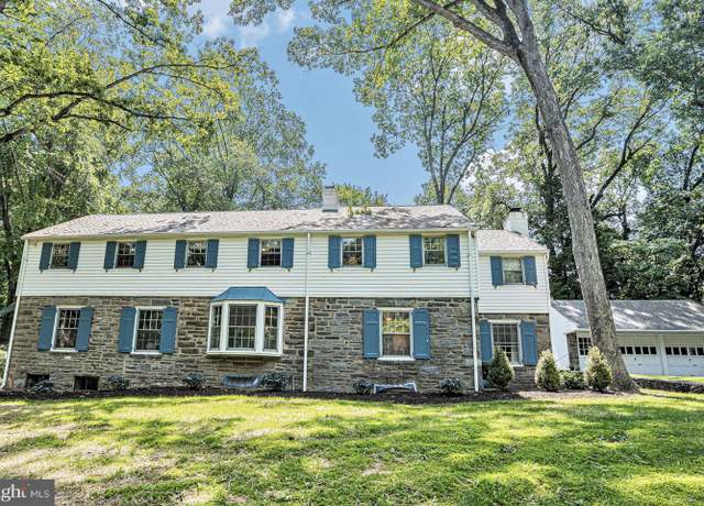 Property at 625 Bridle Rd, Glenside, PA 19038, 5 beds, 3.5 baths