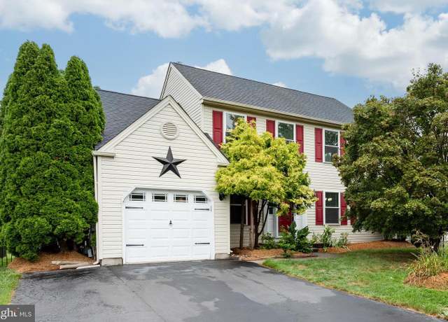 Property at 33 King Way, Royersford, PA 19468, 3 beds, 2.5 baths