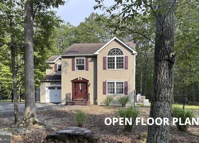Property at 287 Sunrise Dr, Henryville, PA 18332, 4 beds, 2.5 baths