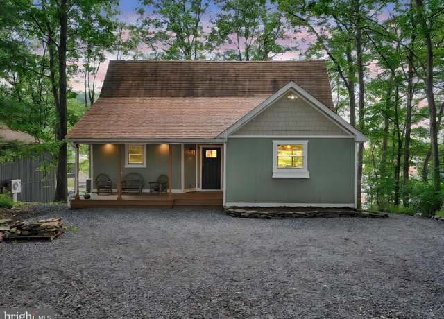 Property at 818 Wynonah Dr, Auburn, PA 17922, 3 beds, 3 baths