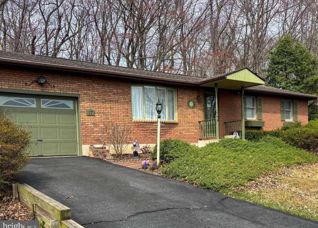 Property at 17 Bluebird Trl, Delta, PA 17314, 3 beds, 2 baths