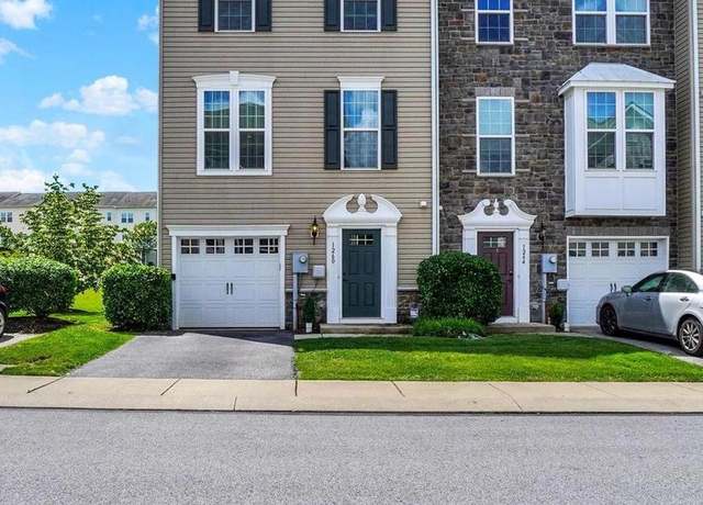 Property at 1260 Rannoch Ln, York, PA 17403, 3 beds, 2.5 baths