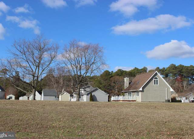 Property at 79 Yardarm Dr, Greenbackville, VA 23356