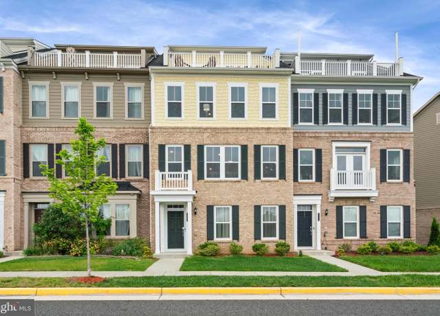 Property at 17181 Branched Oak Rd, Dumfries, VA 22026, 4 beds, 3.5 baths