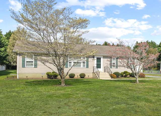 Property at 13 Light Ship Dr, Rehoboth Beach, DE 19971, 3 beds, 2 baths