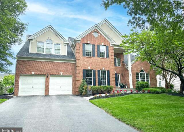 Property at 8309 Hope Point Ct, Millersville, MD 21108, 4 beds, 4 baths