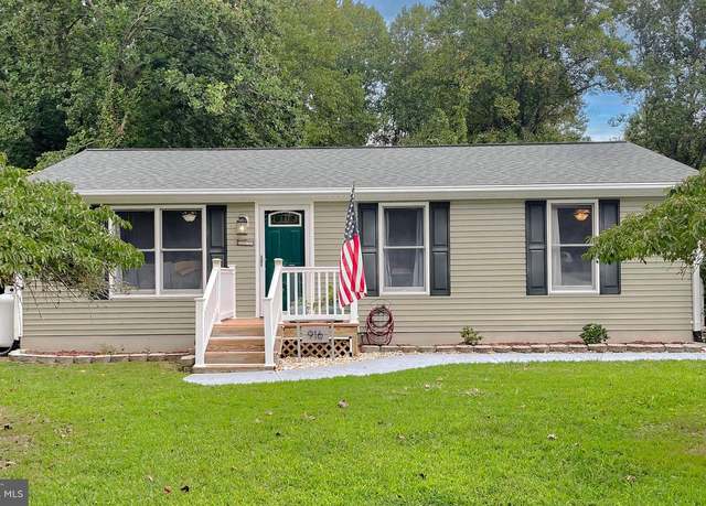 Property at 916 Crystal Rock Rd, Lusby, MD 20657, 3 beds, 1 bath