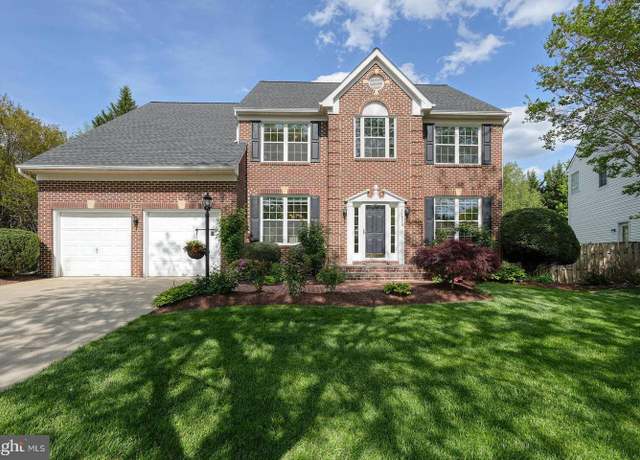 Property at 17823 Falconcrest Cir, Darnestown, MD 20874, 4 beds, 3.5 baths