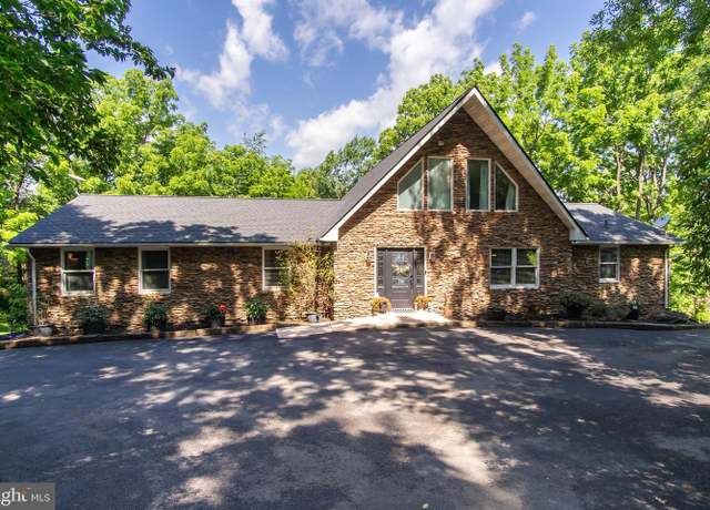 Property at 18424 Horseshoe Bend Rd, Sharpsburg, MD 21782, 5 beds, 4 baths