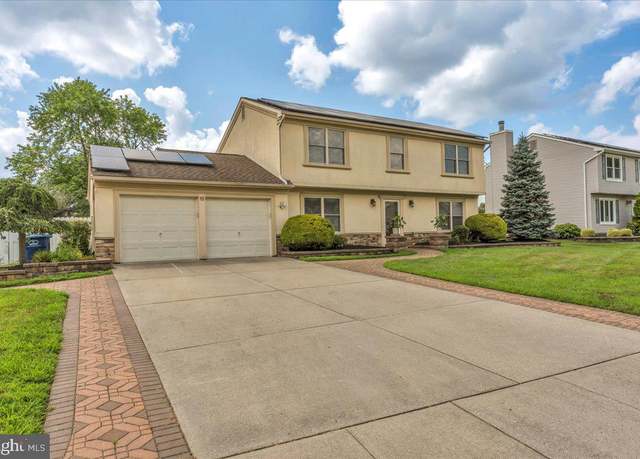 Property at 15 Honey Locust Ln, Eastampton, NJ 08060, 4 beds, 2.5 baths