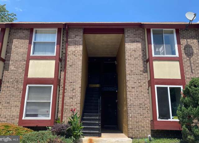 Property at 35 Chelsea Cir, Clementon, NJ 08021, 2 beds, 1 bath