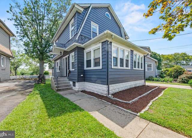 Property at 22 Harding Ave, Oaklyn, NJ 08107, 3 beds, 1.5 baths