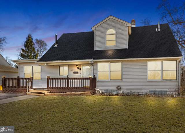 Property at 1419 State Highway 33, Hamilton, NJ 08690, 5 beds, 3 baths