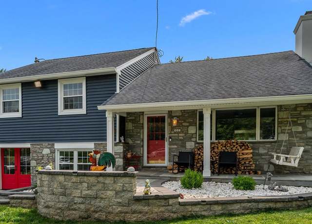 Property at 427 Upper State Rd, Chalfont, PA 18914, 4 beds, 3.5 baths