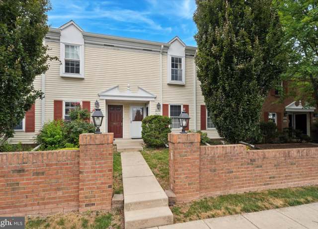 Property at 907A Stockton Ct, Lansdale, PA 19446, 2 beds, 1 bath