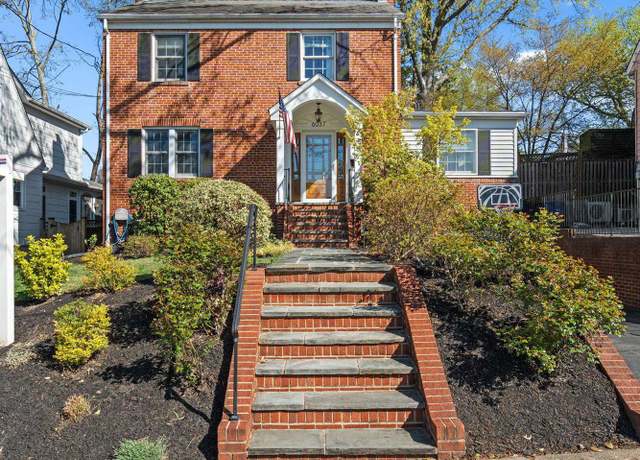 Property at 6037 22nd St N, Arlington, VA 22205, 4 beds, 3.5 baths