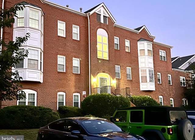 Property at 665 Constellation Sq SE Unit E, Leesburg, VA 20175, 2 beds, 1 bath