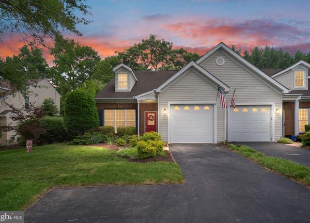 Property at 4323 Turnberry Dr, Fredericksburg, VA 22408, 3 beds, 2.5 baths
