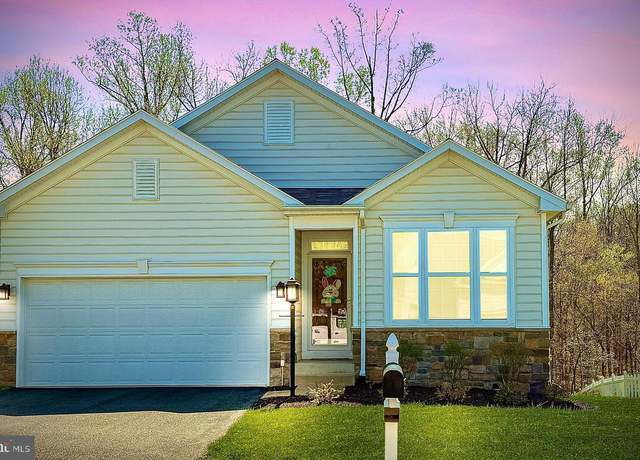 Property at 10 Dabney Ct, Fredericksburg, VA 22405, 3 beds, 3 baths