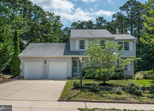 Property at 7 Morningside Ln, Voorhees, NJ 08043, 3 beds, 2.5 baths