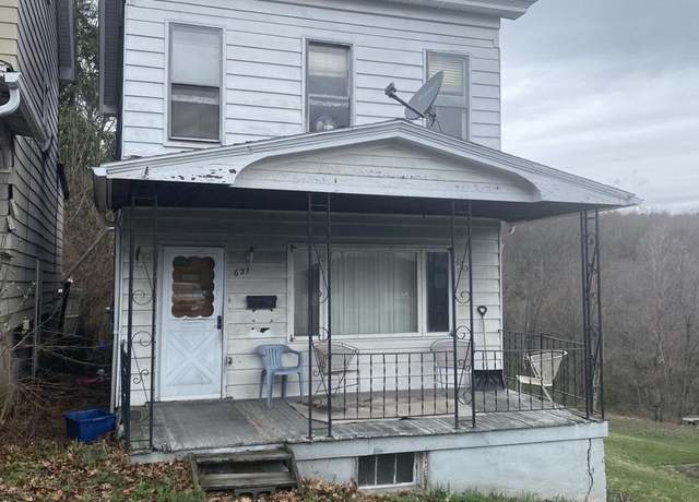 Property at 621 N 10th Ave, Altoona, PA 16601, 3 beds, 1 bath